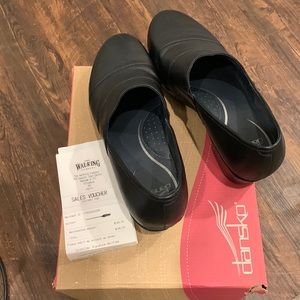 Dansko professional shoes Sz 41 good condition